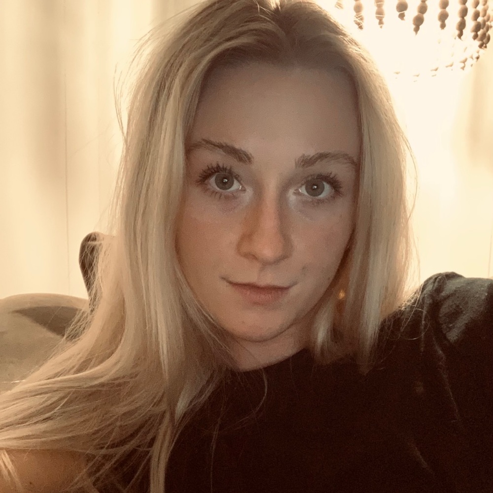 Meet your Posher, Emily